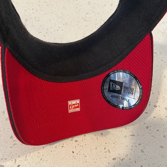 Hiroshima Carp velcro adjustable visor - Picture 7 of 10